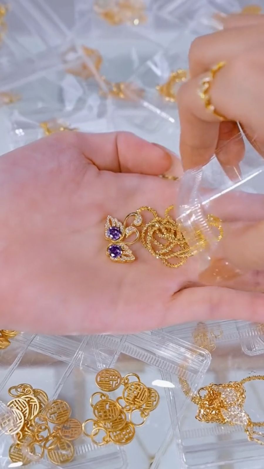 Sawan Purple pendent (24K GOLD PLATED)